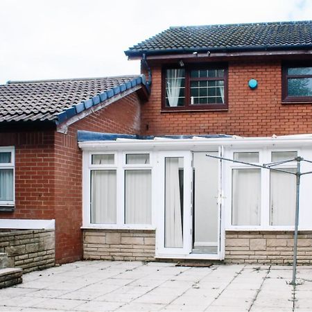 Home To Home Stay Apartment 글라스고 외부 사진