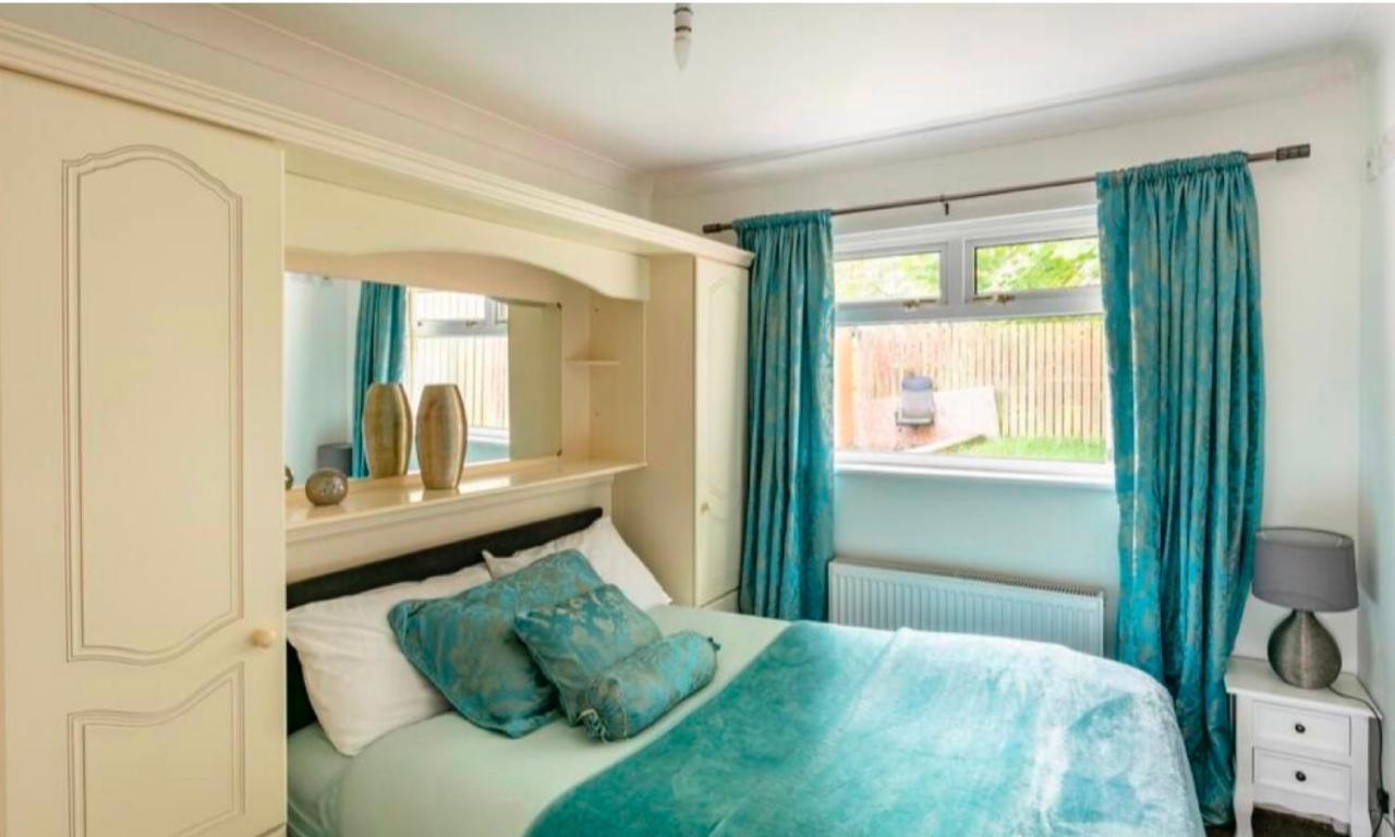 Home To Home Stay Apartment 글라스고 외부 사진